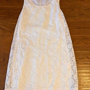 Elegant‎ White Lace Midi Dress